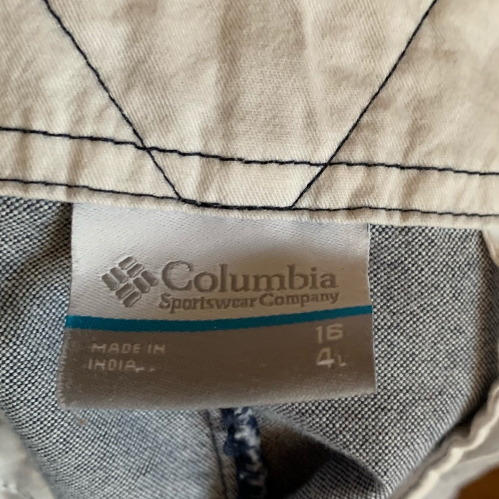 Columbia Shorts - Picture 3 of 4